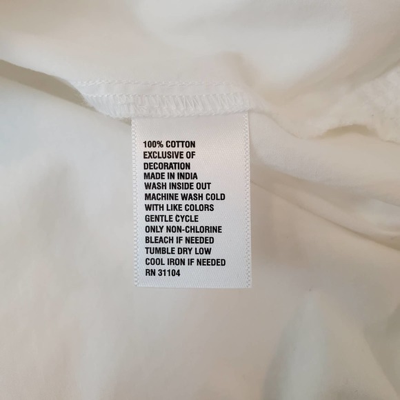 CROWN & IVY| POM POM WHITE DRESS SHIRT 100%  COTTON WOMEN'S SIZE SMALL - Picture 13 of 17